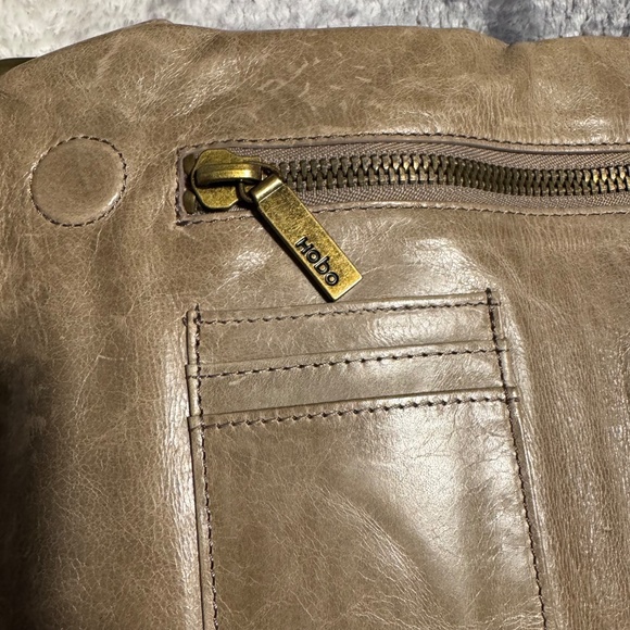 Vintage HOBO International Lauren In Natural Clutch Wallet 100% Genuine Leather - Picture 15 of 16